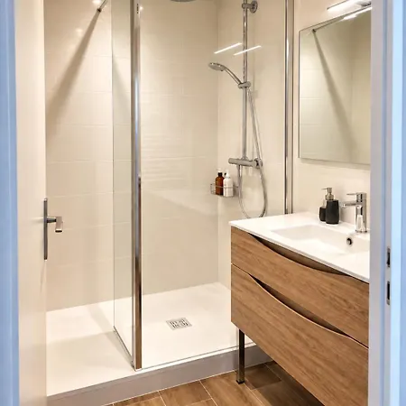Studio, Vue A 150m De La Appartement *